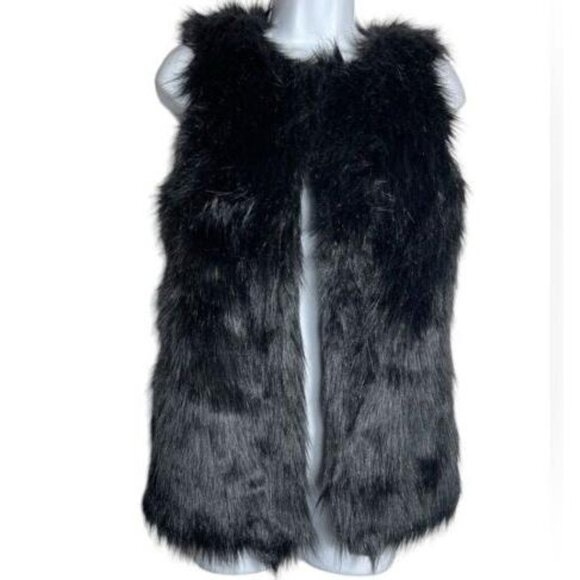 Miss London Faux Fur Vest Jacket - Picture 1 of 4